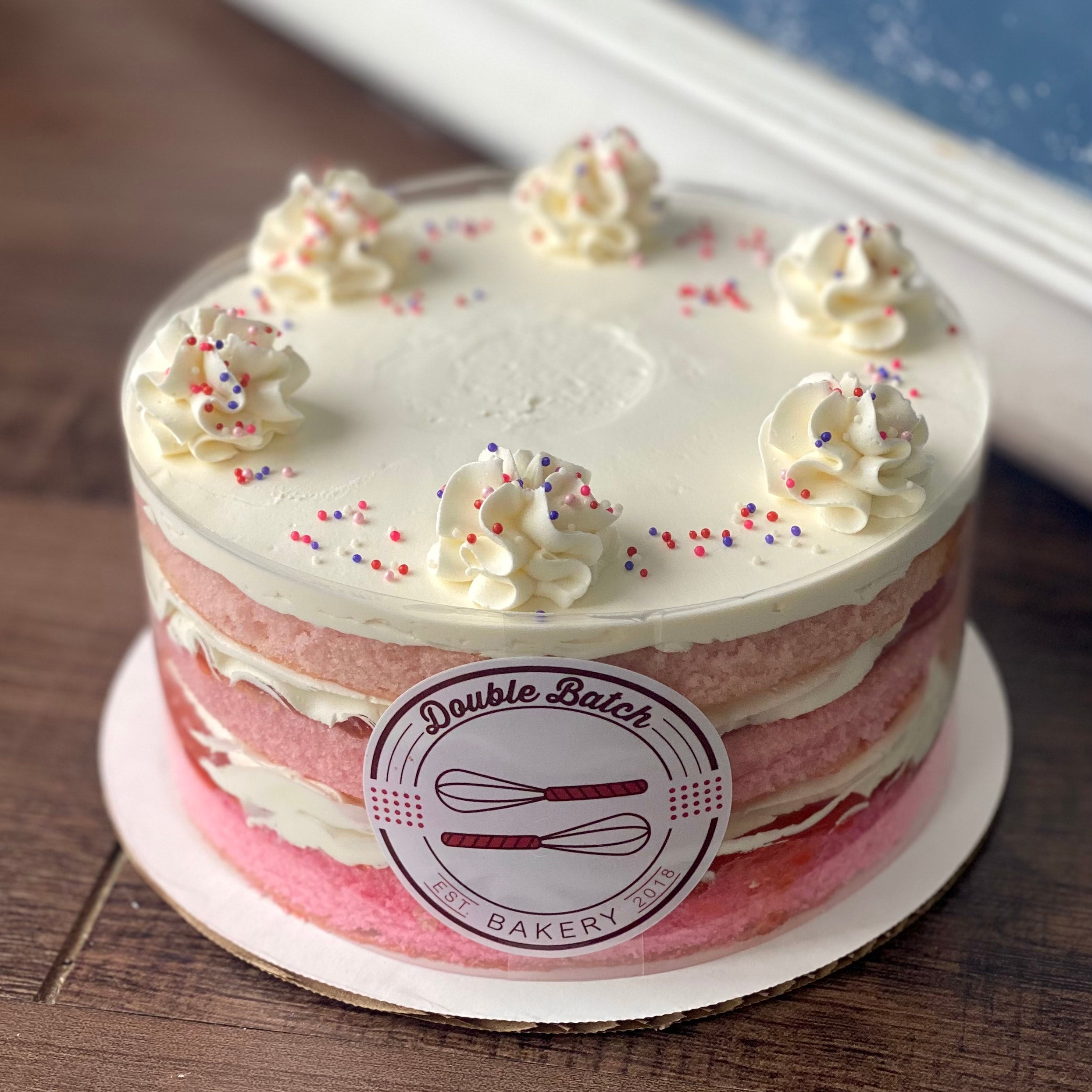 Pink KitKat Sweetheart Cake - momhomeguide.com